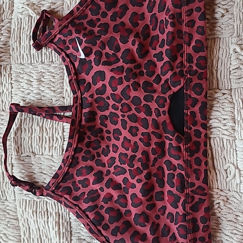 Nike leopard Sports Bra XL